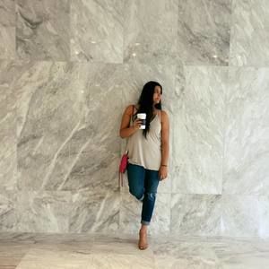 Meet your Posher, Daina